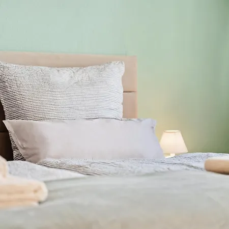 Apartment Neu Altstadt Familyoase Wlan Netflix Magenta Meissen